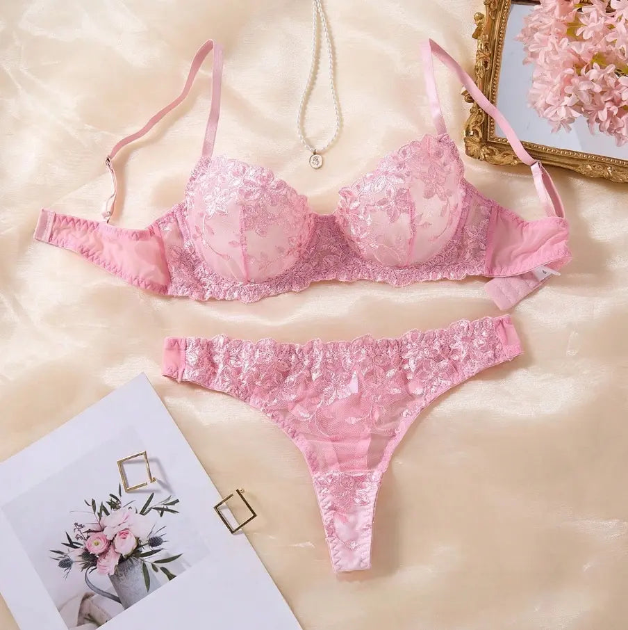💫Sexy Embroidered Mesh Lingerie Set | Underwire Push-Up Bra & V-String