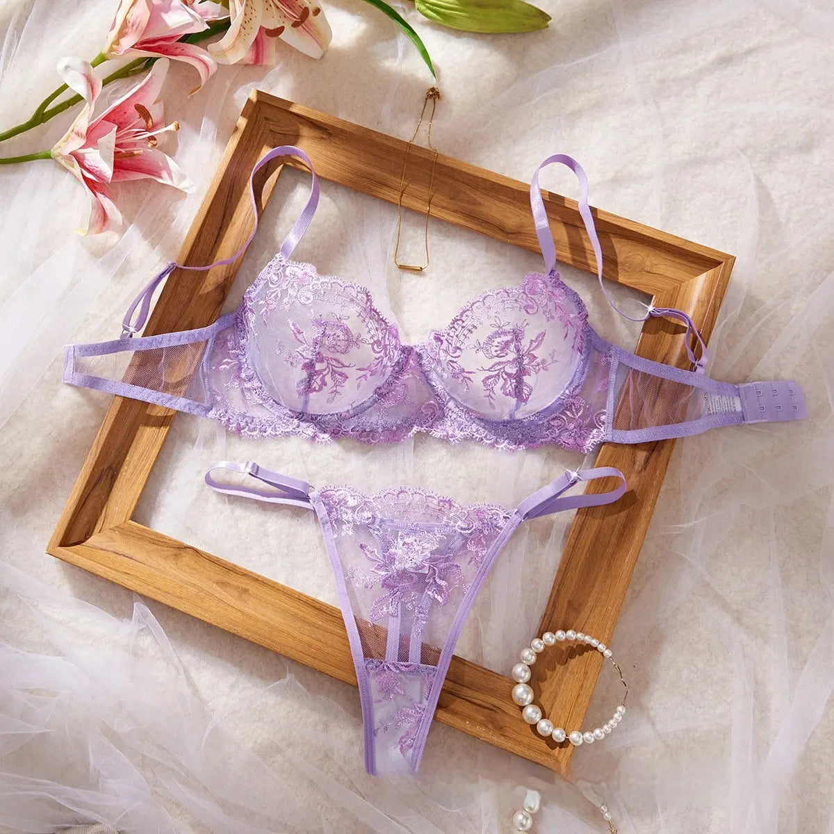 💫Sexy Embroidered Mesh Lingerie Set - Sheer Underwire Bra & Panty