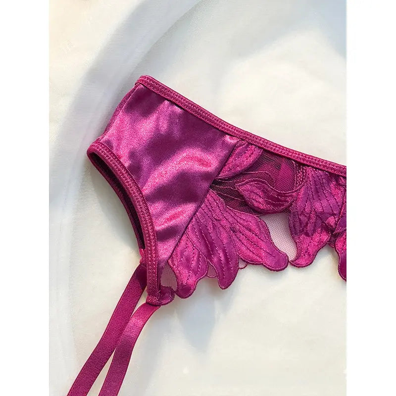 💫Sexy 3-Piece Floral Lace Lingerie Set - Underwire Bra & Garter Belt